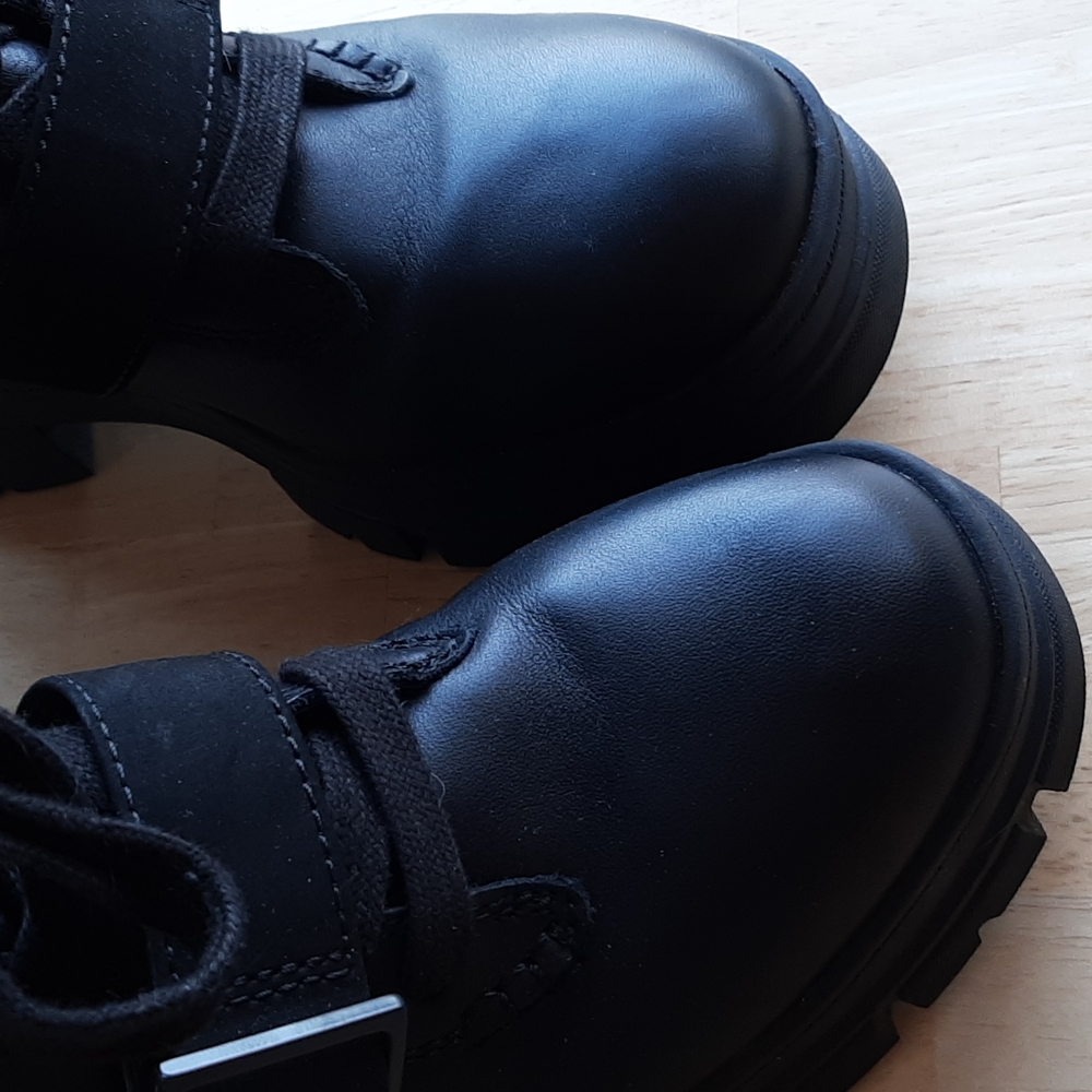 Women's shoes uggs